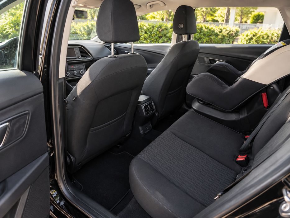 SEAT leon ST  TDI — fotografia 4