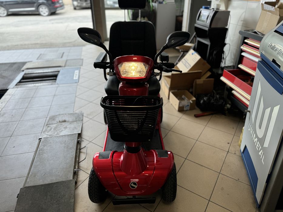 Skuter wózek inwalidzki Sterling S4 25