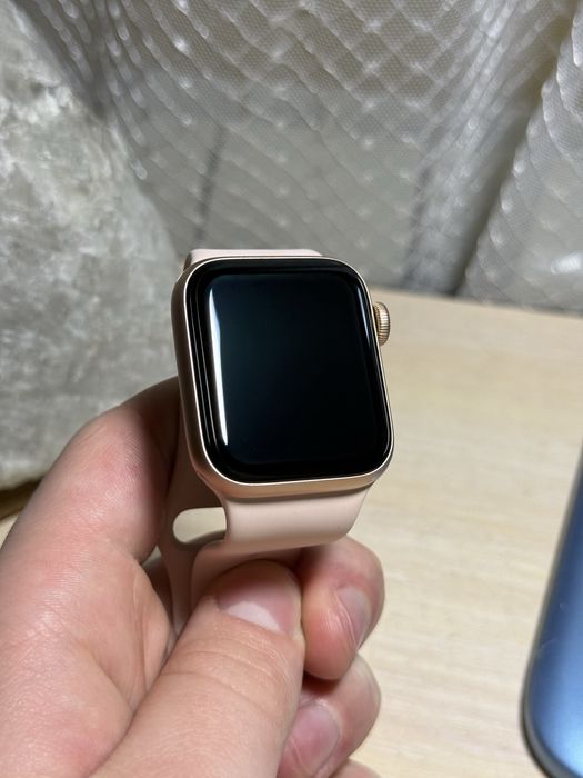 Apple Watch SE 40mm ИДЕАЛ