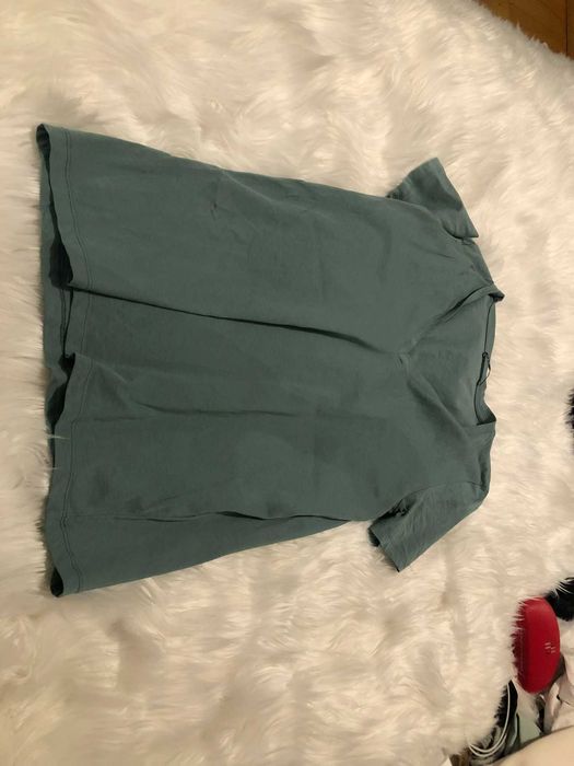 tshirt zara verde tamanho m