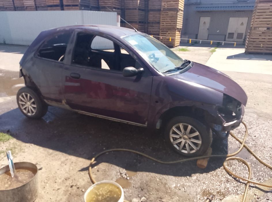 FORD KA  1998г. Двигатель 1.3  КПП механика надо до конца доварить