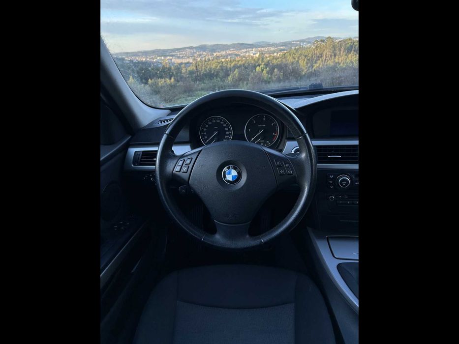 BMW 320d 2007 2.0 Diesel