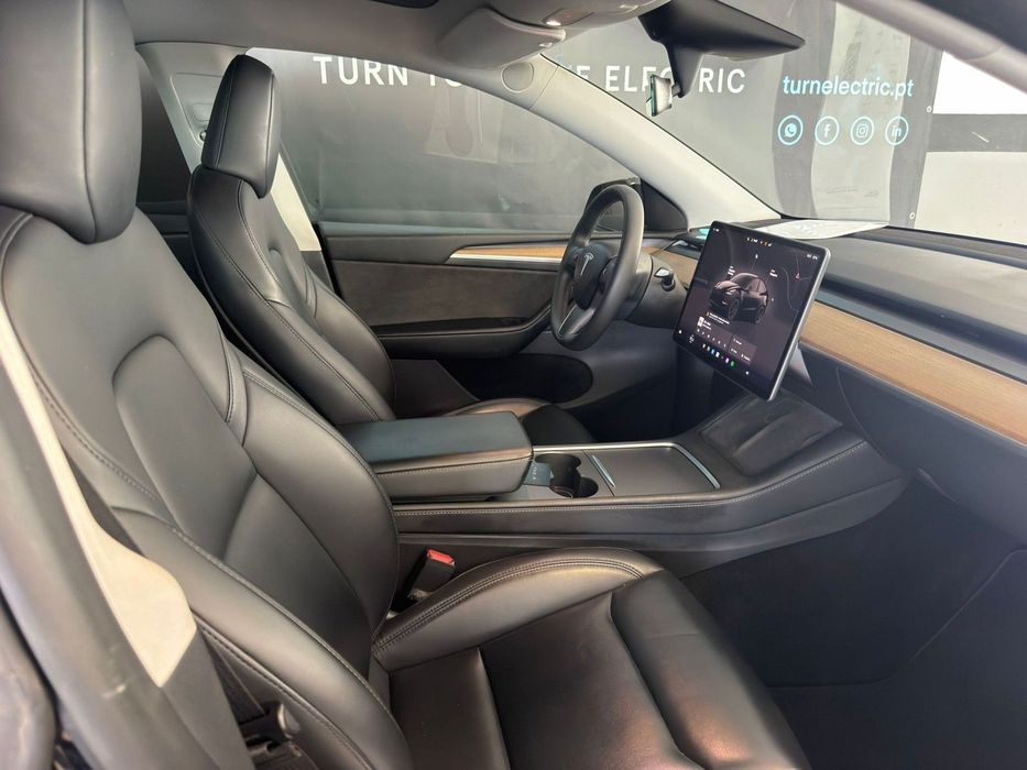 Tesla Model Y Performance Dual Motor AWD