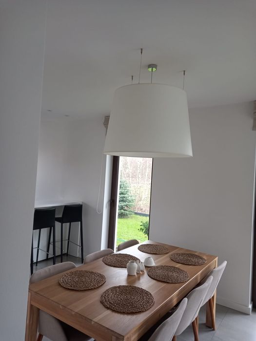 Duża lampa nad stół