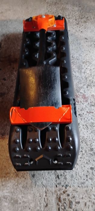 Bagaznik na kolo zapasowe offroad ,uchwyt ,mocowanie,trapy saperka