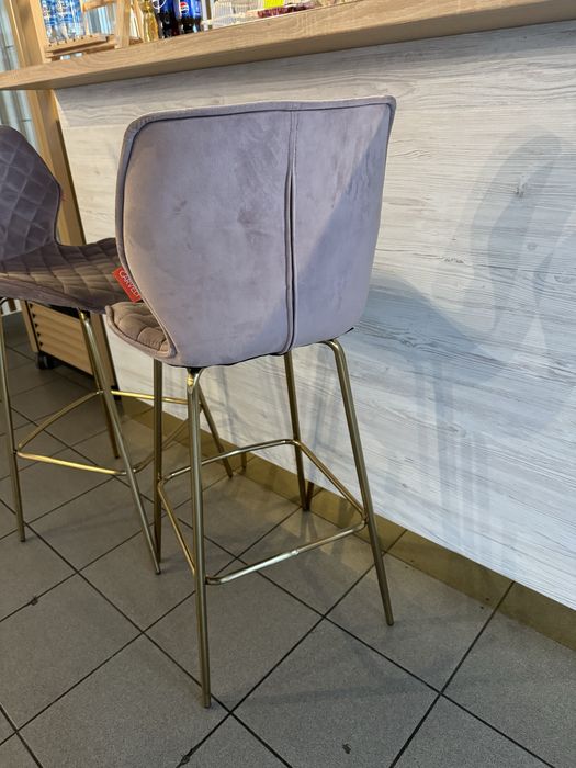 Барні стільці