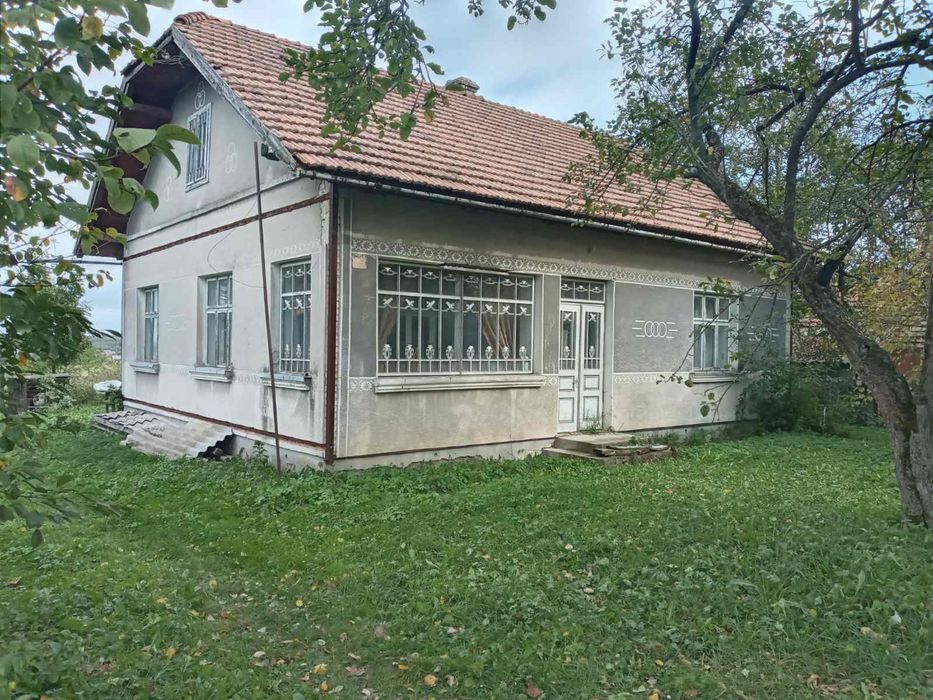 Продаєтья будинок у селі Коршів на Коломийщині