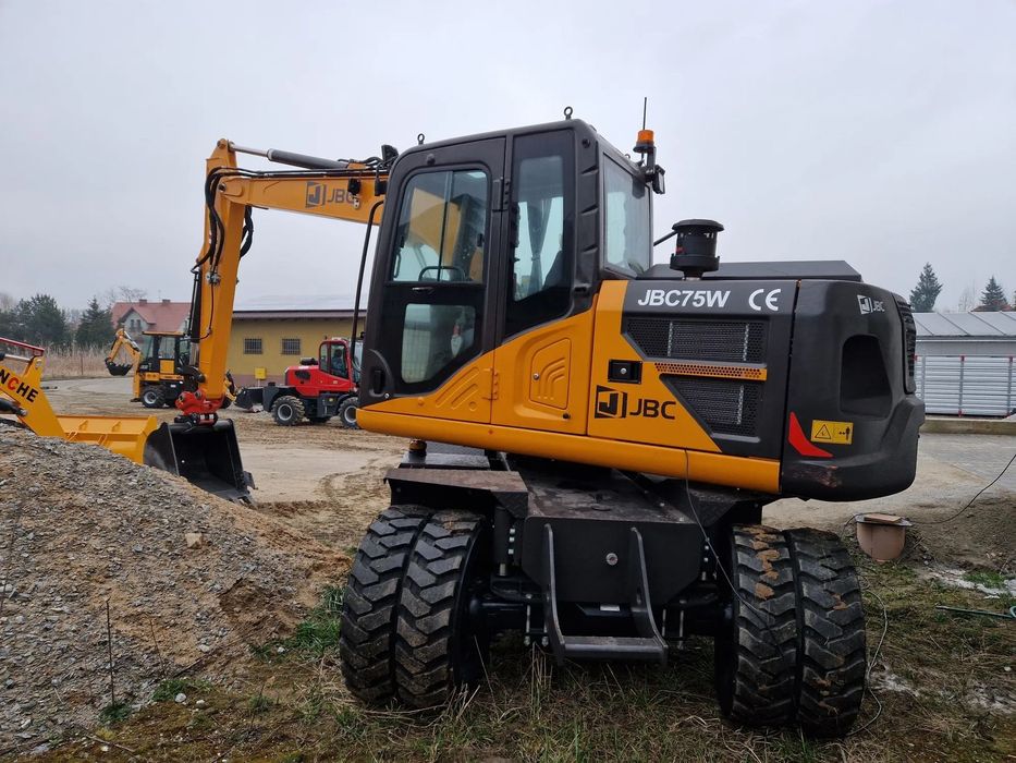 JCB JBC 75W  koparka JBC 75 W silnik yanmar 70 kM