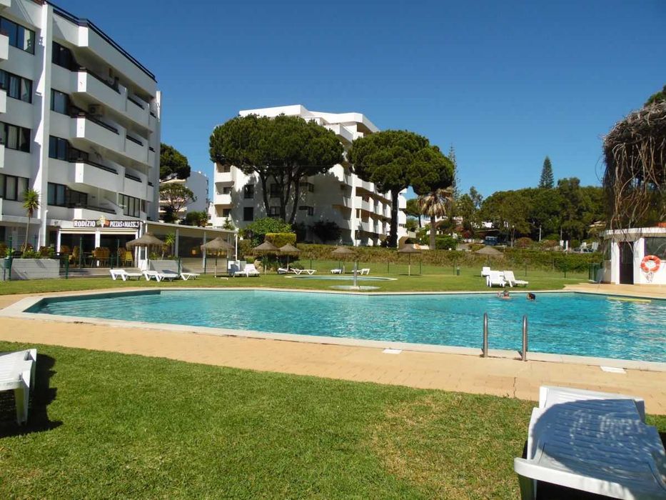 CASA CHICO-T1 grande c/ 2 terraços a Pé p/ Marina + Piscinas + Central + Estacionamento- LIVRE A PARTIR DE  23/08 - Vilamoura