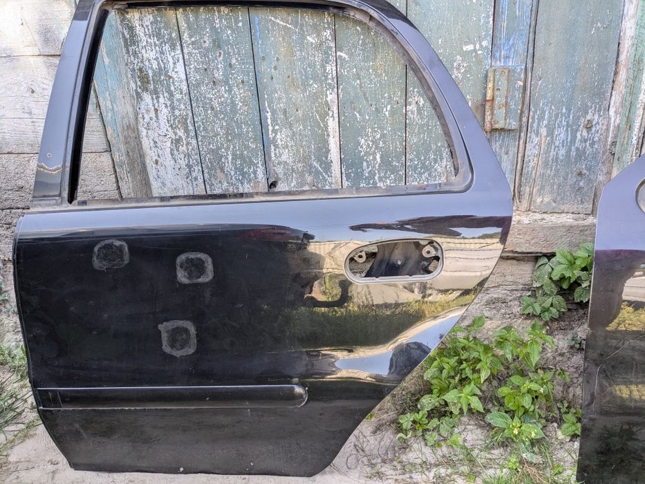 Двері geely, джилі ск 2, 2010р з молдингом