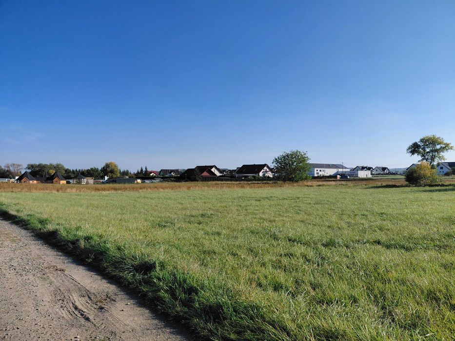 Działka budowlana w Męcince –2124 m². - Widok 3