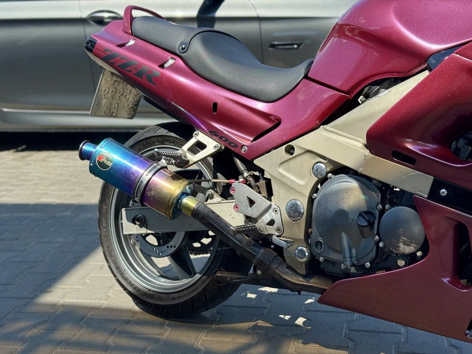Kawasaki ZZR  600