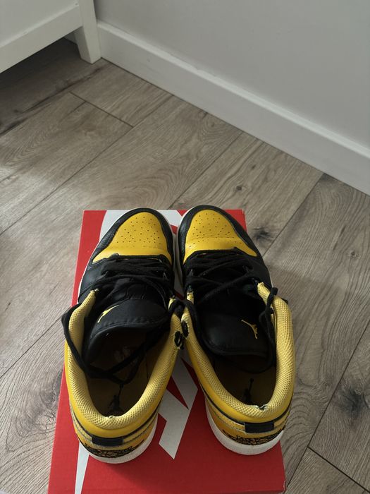 Nike Jordan 1 low black&yellow