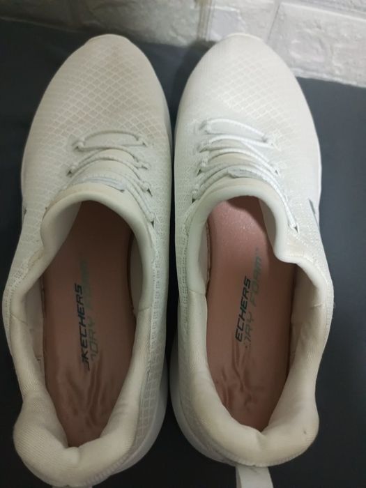 Кросівки skechers