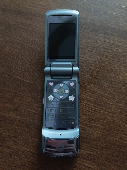 Акція до 20 лютого!  550 грн Motorola KRZR K1