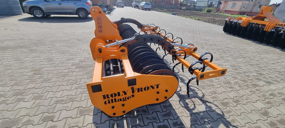 FRONT Agregat Uprawowy przedni TUZ 3m ROLY XS cambella kuhn dalbo