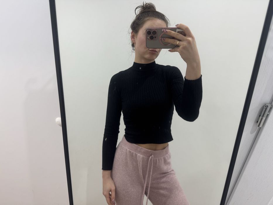 Sweterek bluzka czarna Bershka