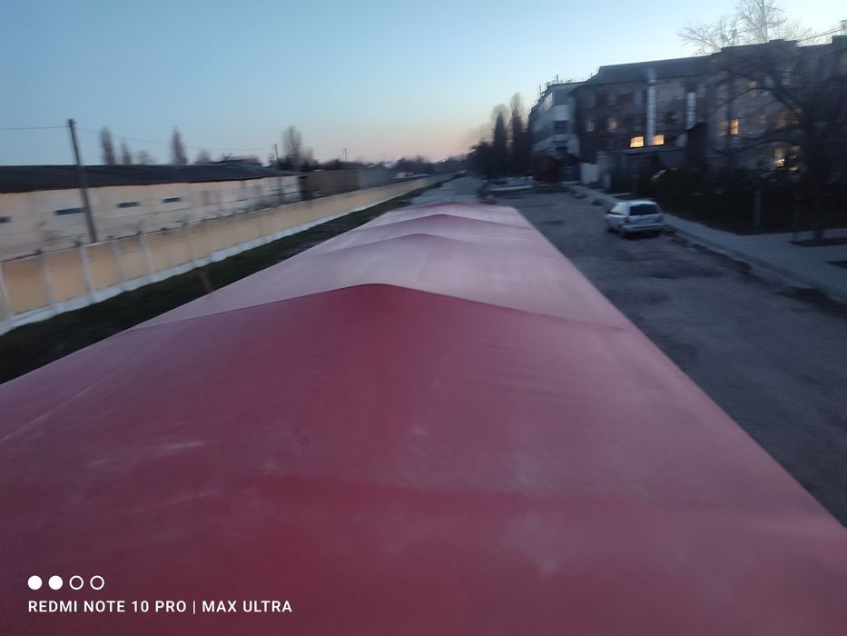 Продам половинку контейнера под зерно