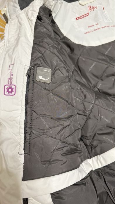 Лижна куртка  XS
