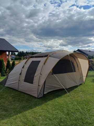 Sprzedam namiot Quechua 6 osobowy