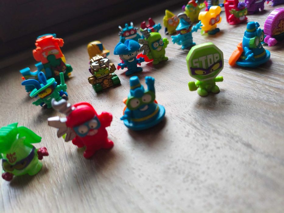 Figurki Super Zings. Tanio! Okazja!