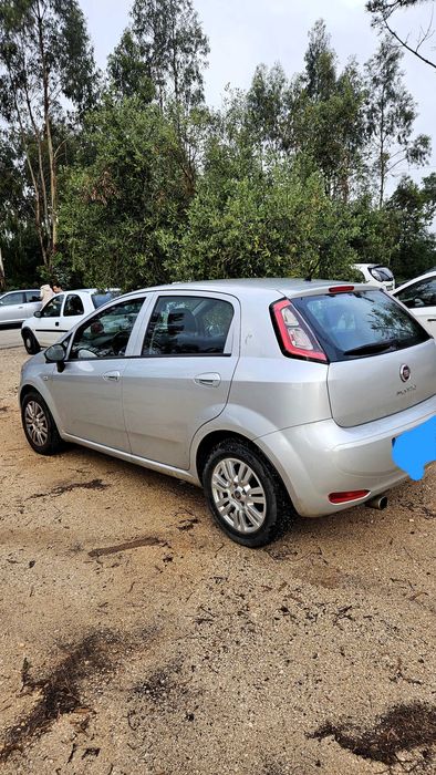 Carro Fiat Punto 2015