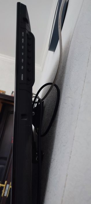 Телевизор Supra 32