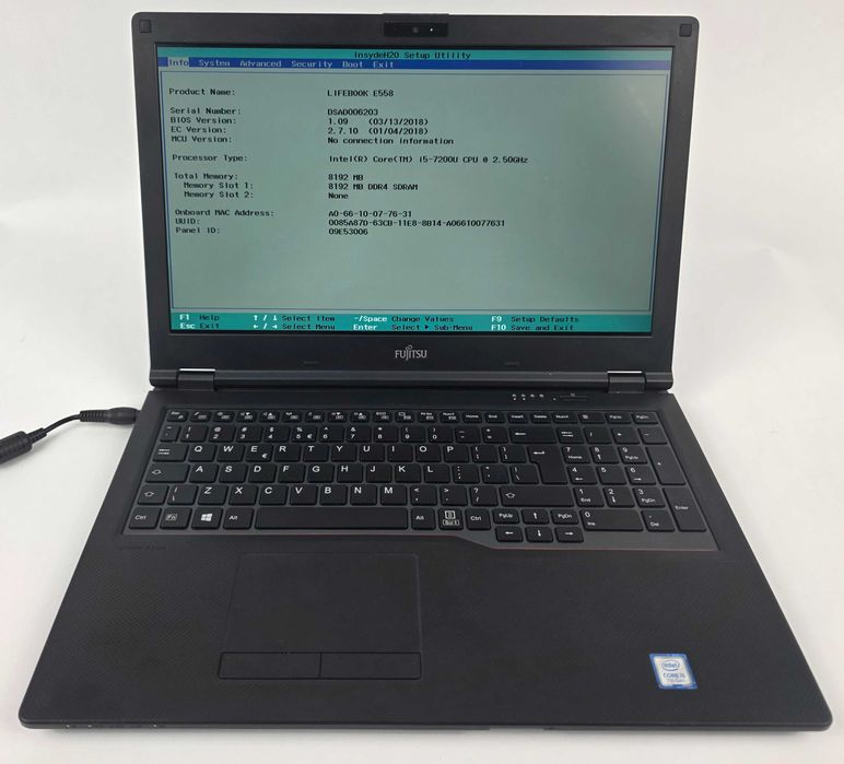 Laptop Fujitsu Lifebook E558 i5-7200U + zasilacz