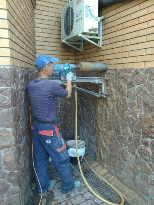 Сверление Бурение.Алмазне свердління.Алмазное сверление.Свердління отв