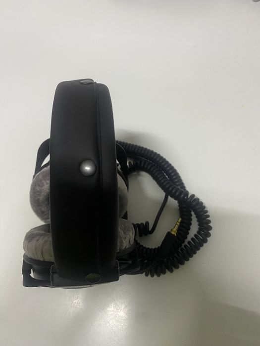 Auricolar como novo vintage.