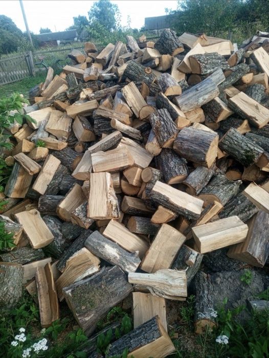 Хотів — дуб, вільхові дрова для лазні й каміна, доставка від 2 м³