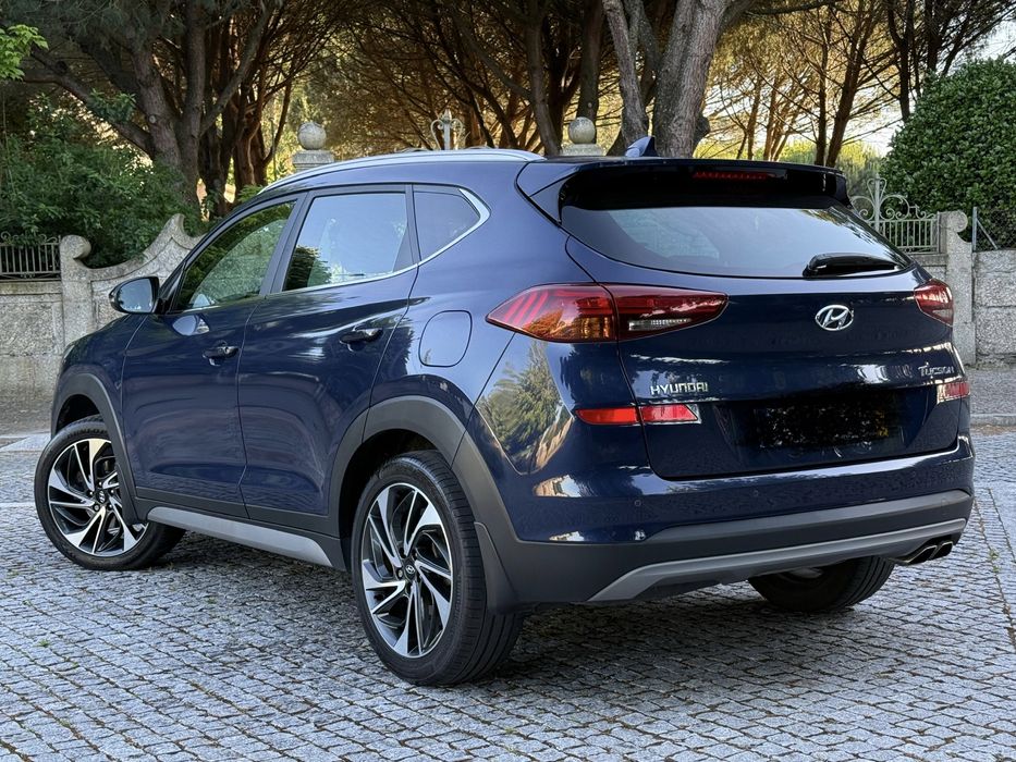 Hyundai Tucson 1.6 CRDi Premium Pack + Pele + “J19”