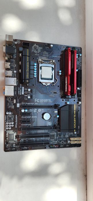 Комлект материнська плата GIGABYTE GA-B 85-HD3 + I5 4670 3.4 GZ + 8gb