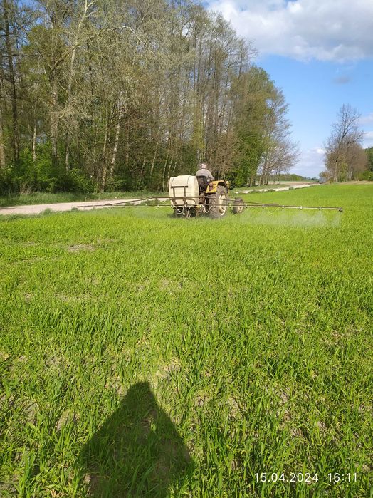 prasy John Deere 575,590, kosiarka,dłużyce,przetrząsarka,opryskiwacz.