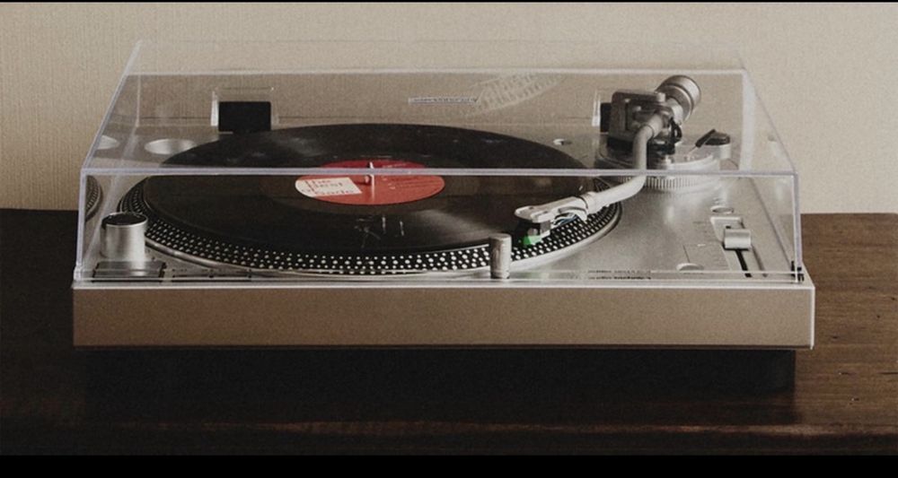Audio Technica AT-LP120XUSB turntable - Gira Discos (na caixa ainda)
