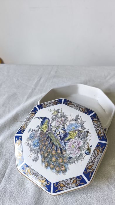 Caixa de jóias em porcelana fina