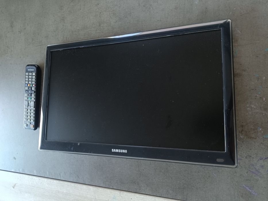 Tv Led samsung 22" AVARIADA