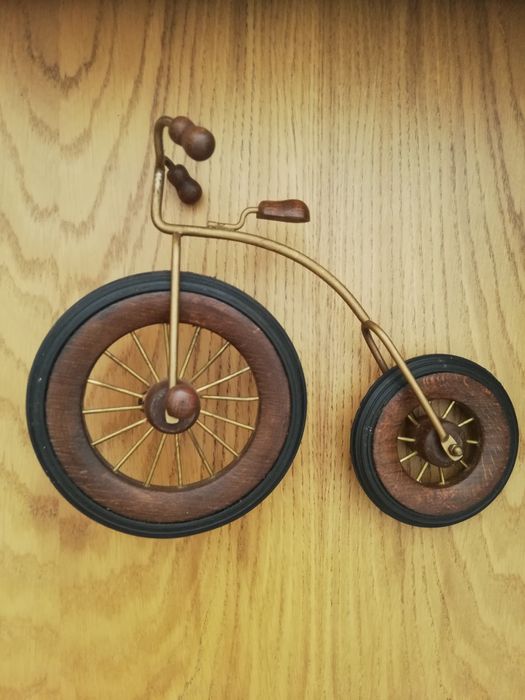 Bicicleta Miniatura Decorativa (dimensões: 24 cm x 19 cm)