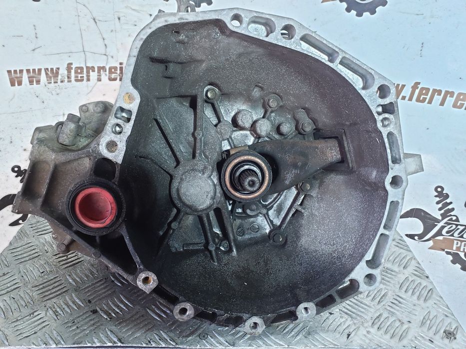 CAIXA DE VELOCIDADES TOYOTA YARIS 1.0I REF: 40105707