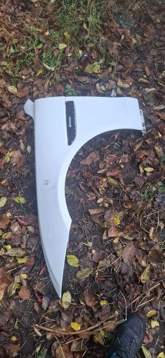 Blotnik lewy przod jaguar xe