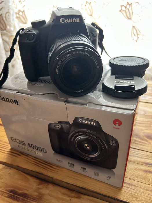 Фотоапарат Canon 4000D