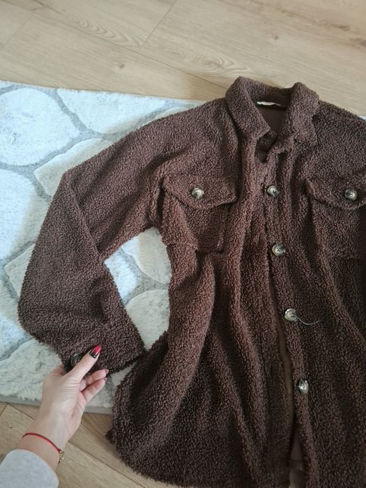 Koszulowa narzutka typu baranek kardigan oversize