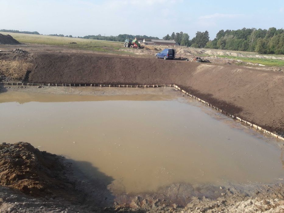 Kopanie, odmulanie stawów koparka linowa (wędką)