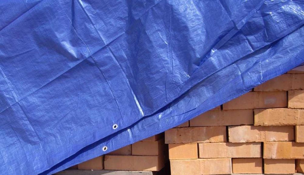 Plandeka folia płachta narzuta do przykrywania nakrycia brezent mocna