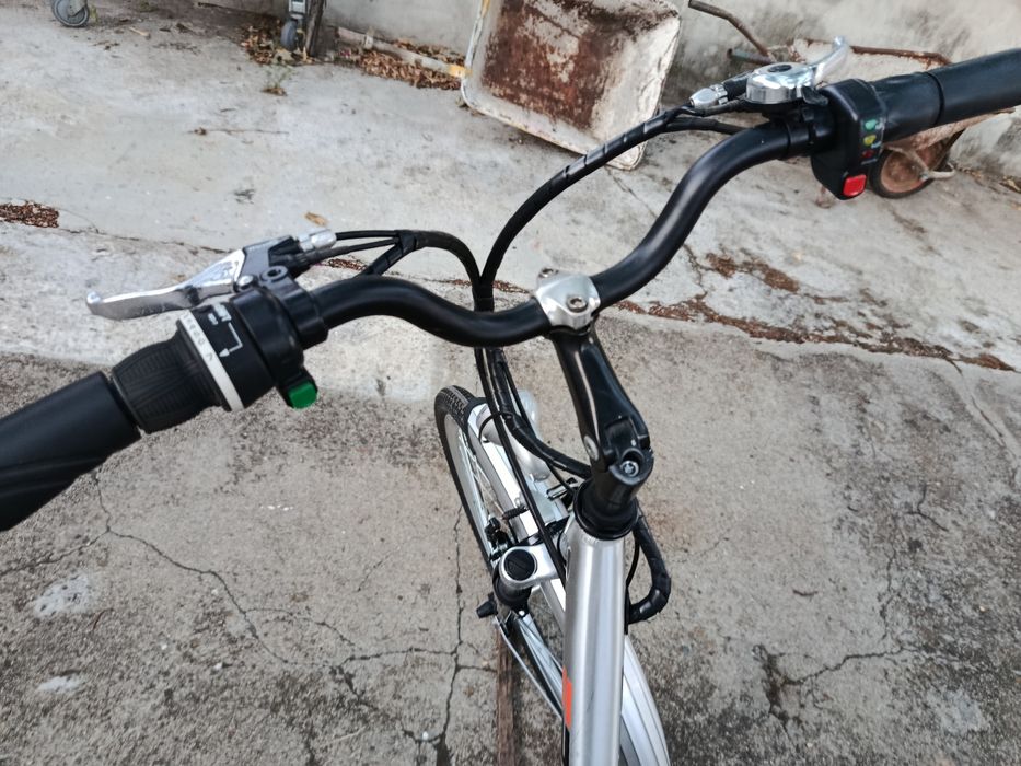 Bicicleta elétrica 36v roda 26 7 velocidades.