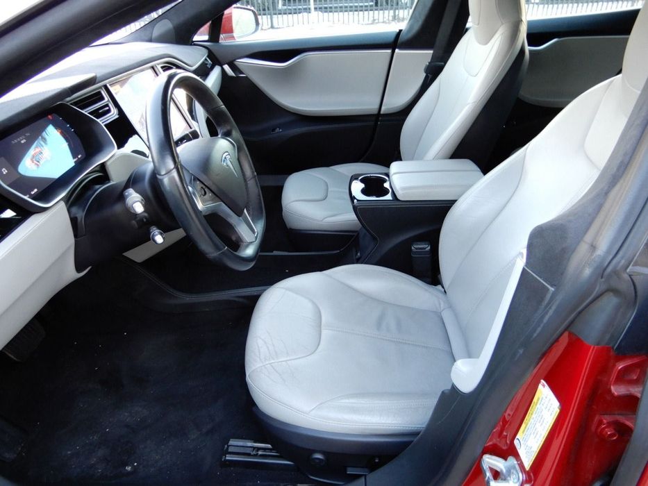 2016 Tesla Model S 85D