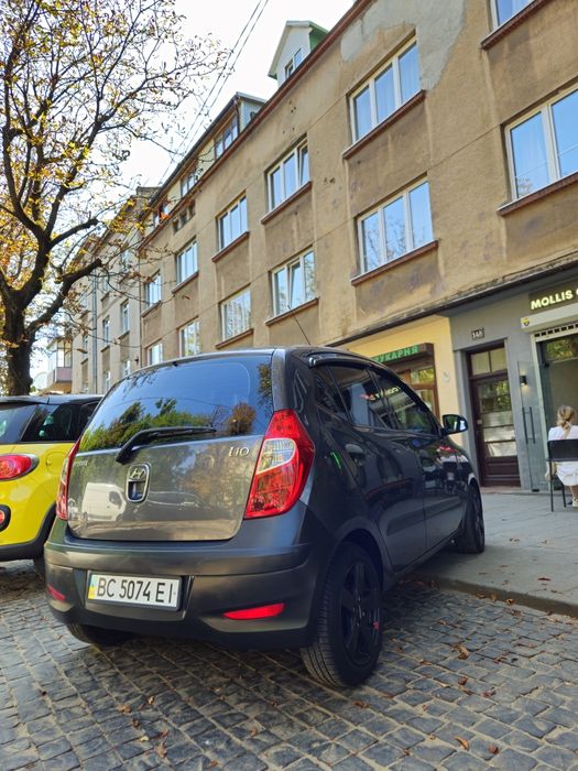 HYUNDAI i10 2012рік 1покол. FL від власника Львів 5200 $