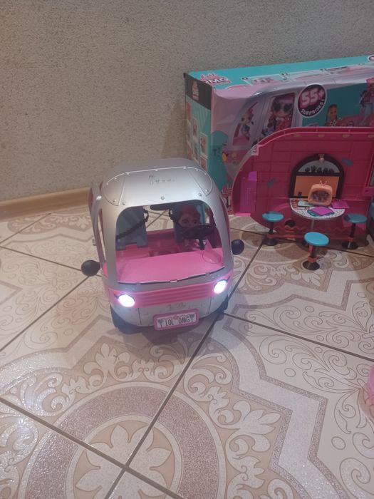 Kamper LOL że światłami i dźwiękiem