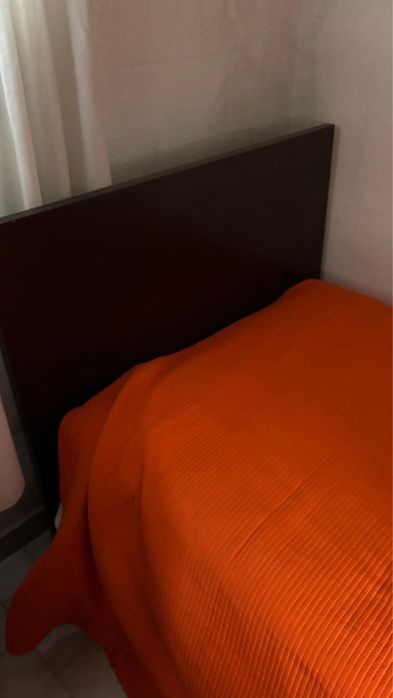 Cama + Mesa de Cabeceira + Colchao