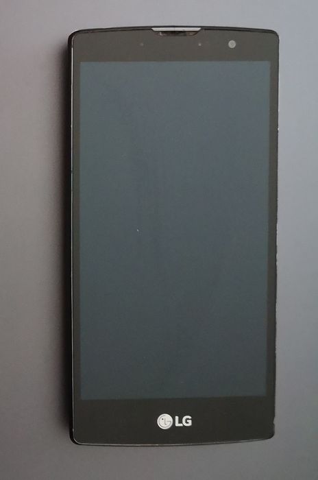 Telemóvel LG usado